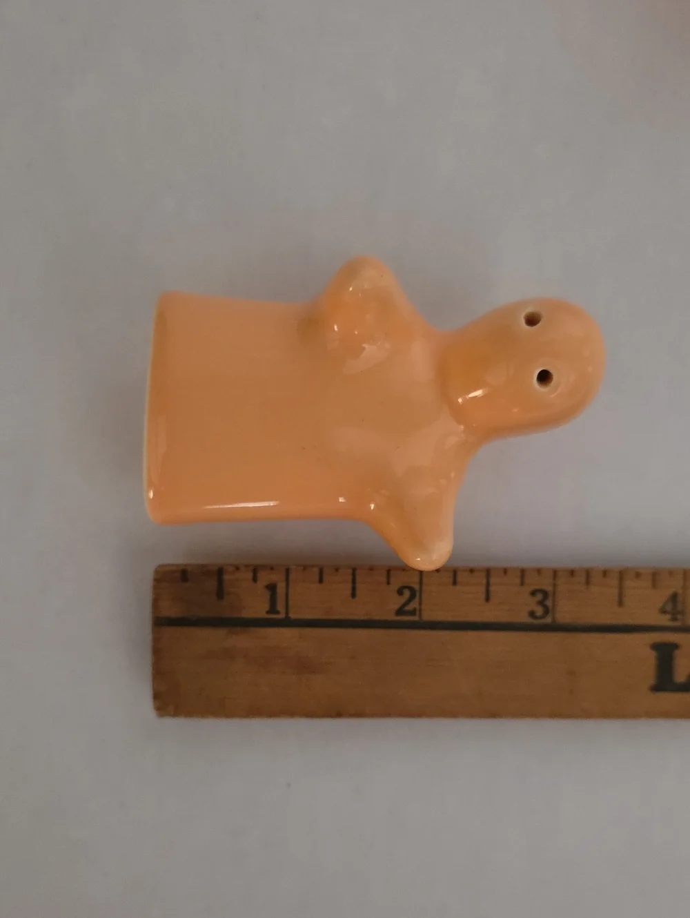 Vintage Hugging Glossy Ceramic Ghosts Salt & Pepper Shakers Pair - Orange Duo